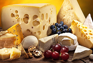 Visite guidée gourmet Montmartre : fromage et vins 